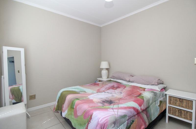 To Let 2 Bedroom Property for Rent in De Velde Western Cape